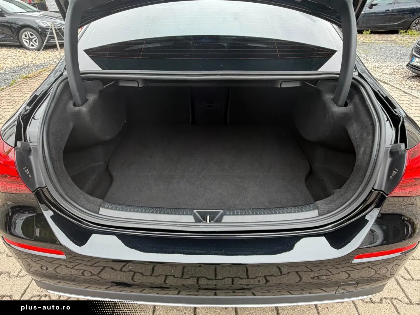 MERCEDES-BENZ A 250 A Limousine A 250 e PANORAMA LED&hellip;