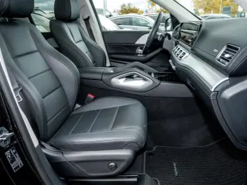 MERCEDES-BENZ GLE 350 de 4M AHK PANO BURMESTER 360