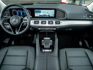 MERCEDES-BENZ GLE 350 de 4M AHK PANO BURMESTER 360