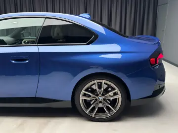 BMW M240i