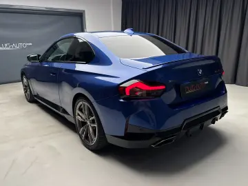 BMW M240i