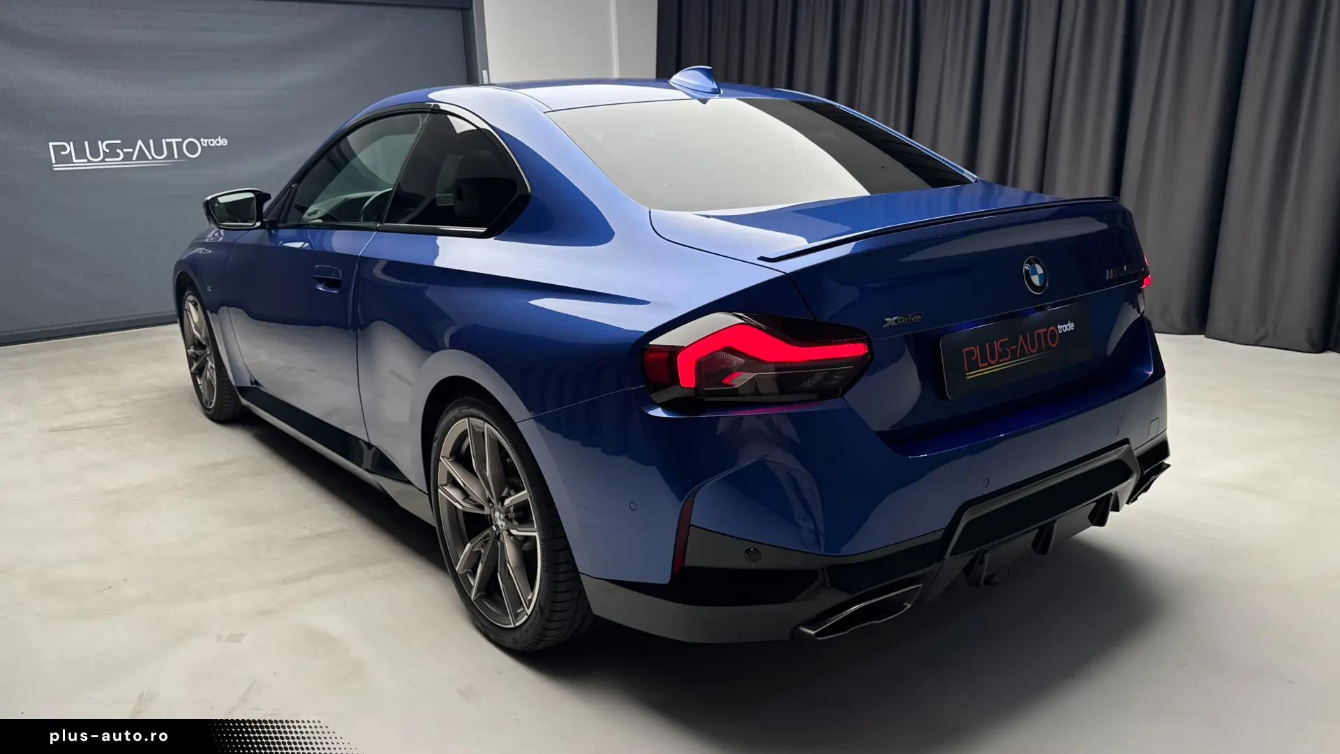BMW M240i
