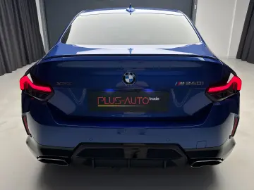 BMW M240i
