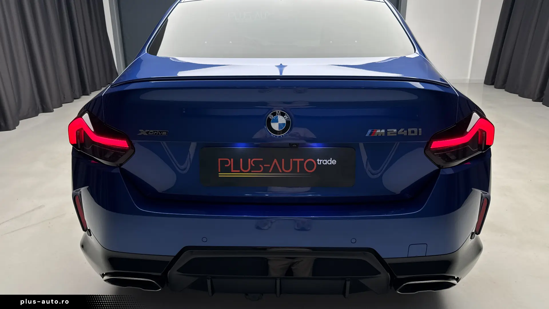 BMW M240i