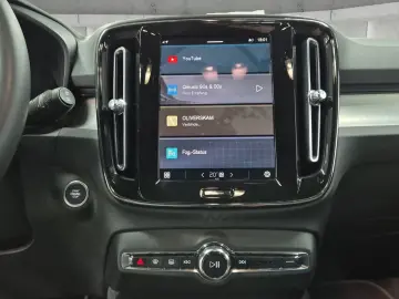 VOLVO XC 40 B3 2WD Core