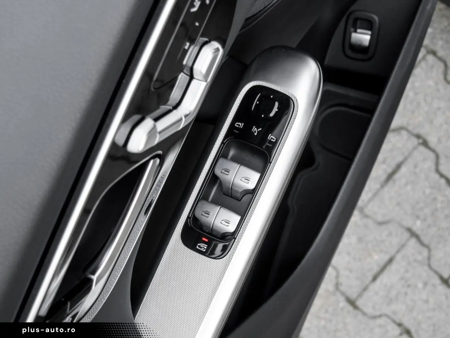 MERCEDES-BENZ GLC 300 de 4M