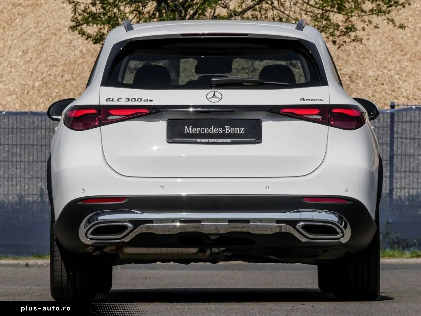 MERCEDES-BENZ GLC 300 de 4M