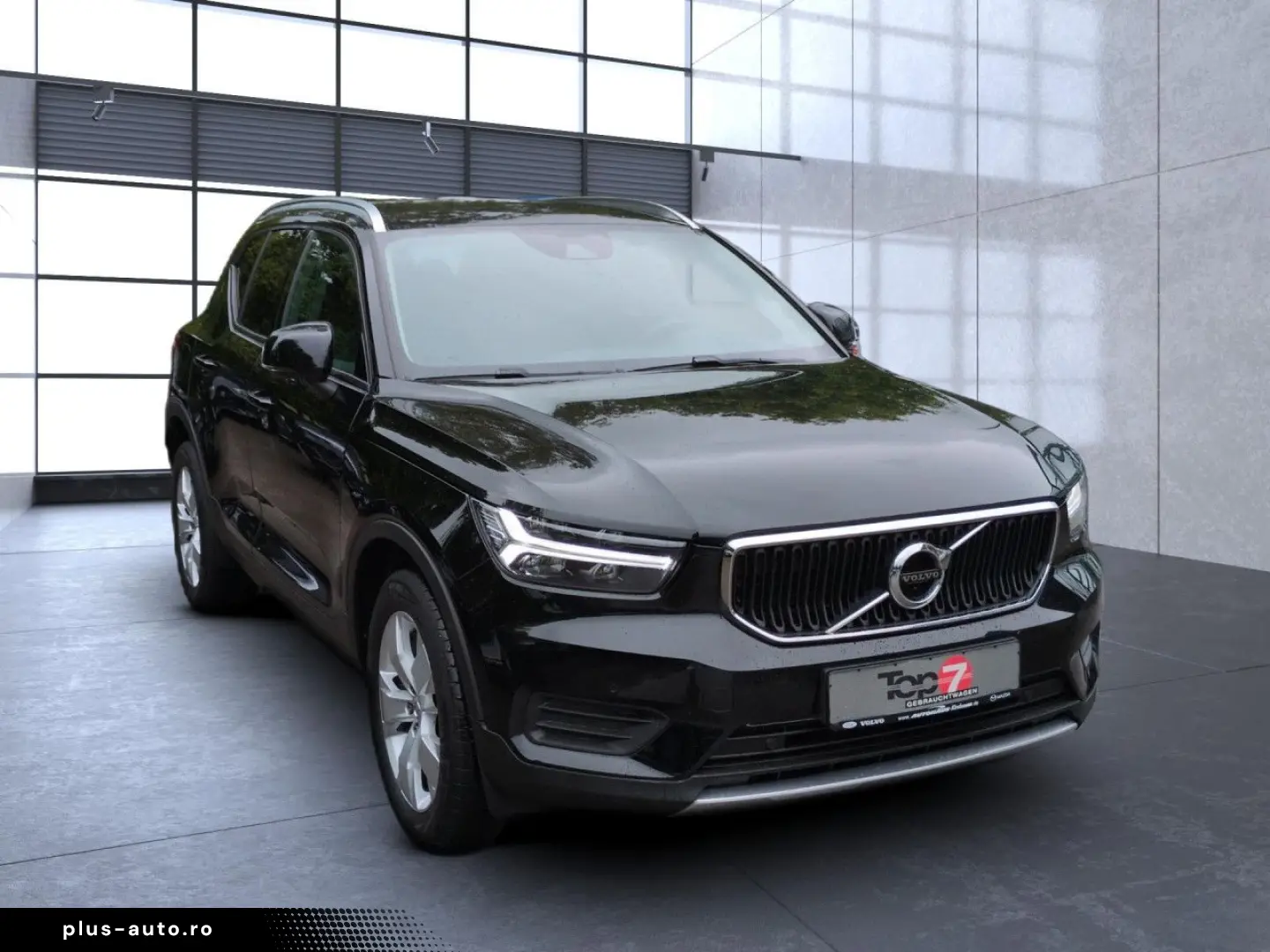 VOLVO XC40 T3 Momentum Pro 2WD Automatik Bluetooth LED