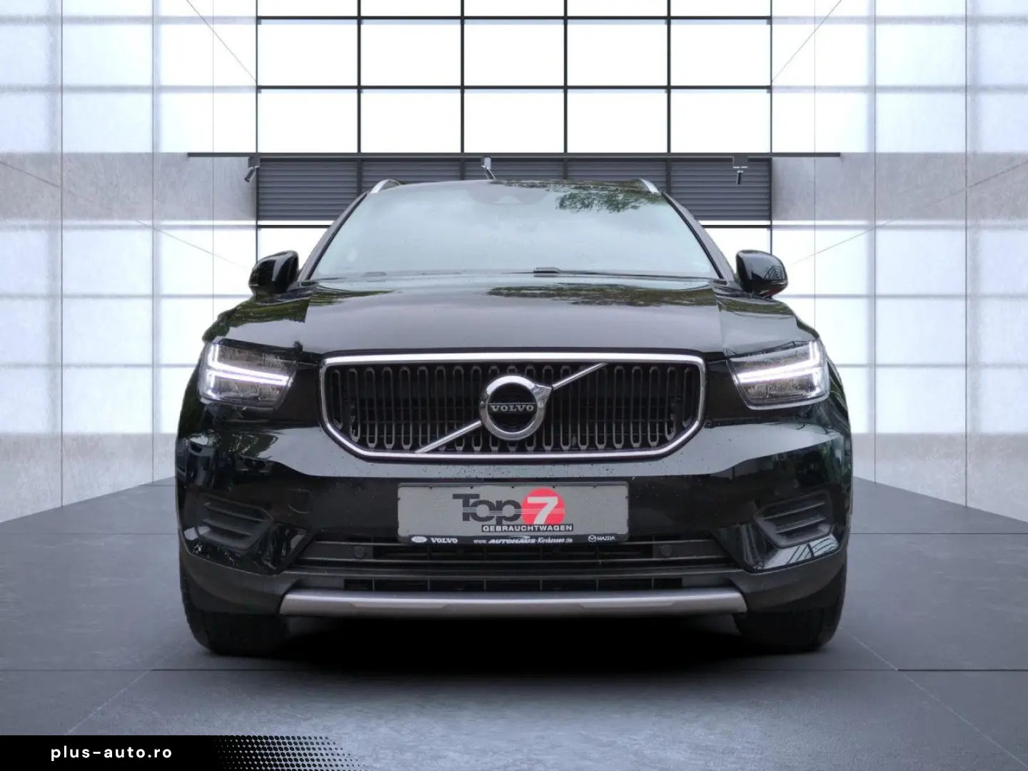 VOLVO XC40 T3 Momentum Pro 2WD Automatik Bluetooth LED