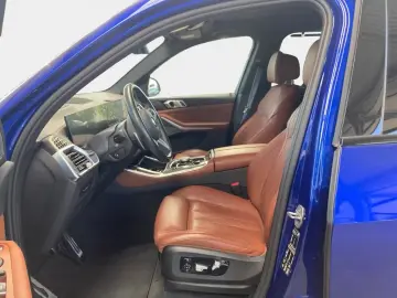 BMW X5 M60i xDrive Individual Pano AHK