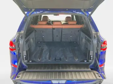 BMW X5 M60i xDrive Individual Pano AHK