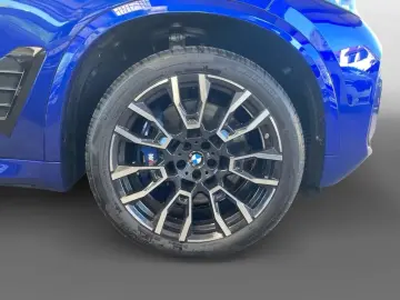 BMW X5 M60i xDrive Individual Pano AHK
