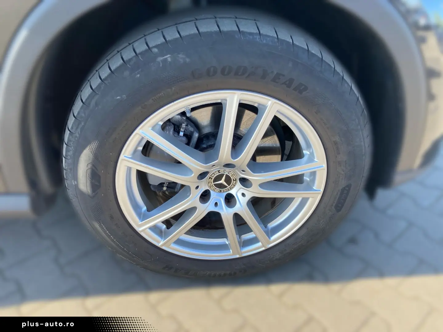 MERCEDES-BENZ GLC 220 d 4M AVANTGARDE