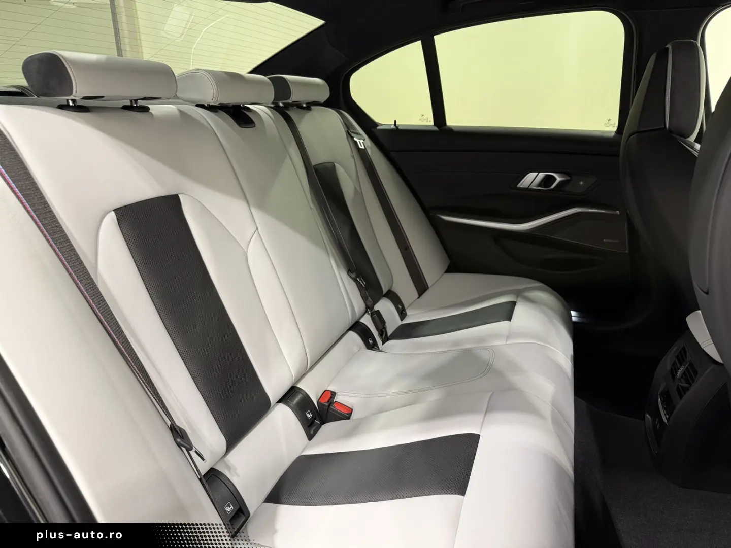 BMW M3 Competition xDrive 360 HUD DAProf ACC H&K Carbon
