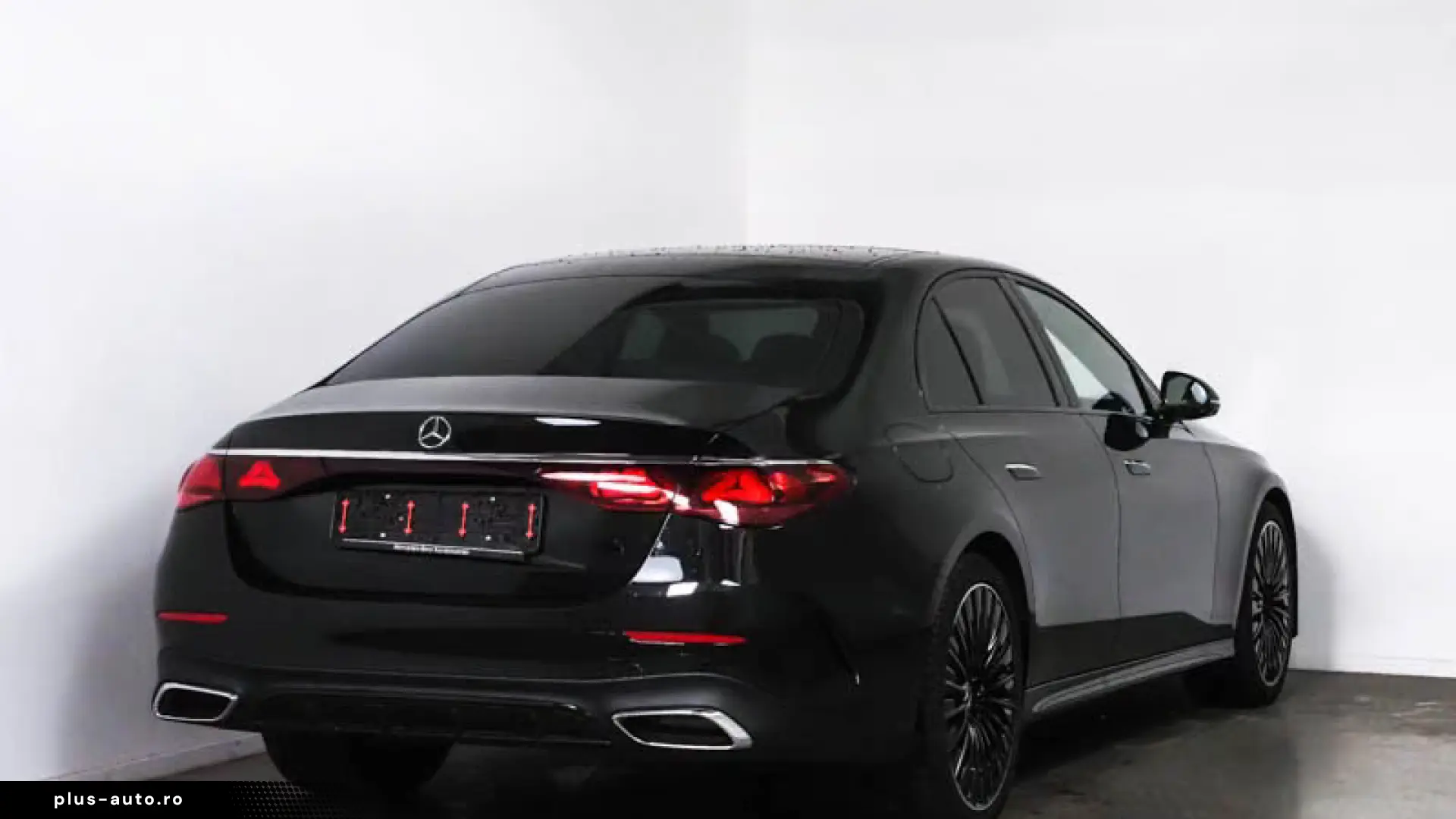 Mercedes-Benz E 220 d 4M AMG-Sport Super Pano Burm Night