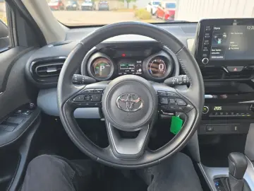 TOYOTA Yaris Cross Hybrid 1.5 VVT-i AWD-i Comfort