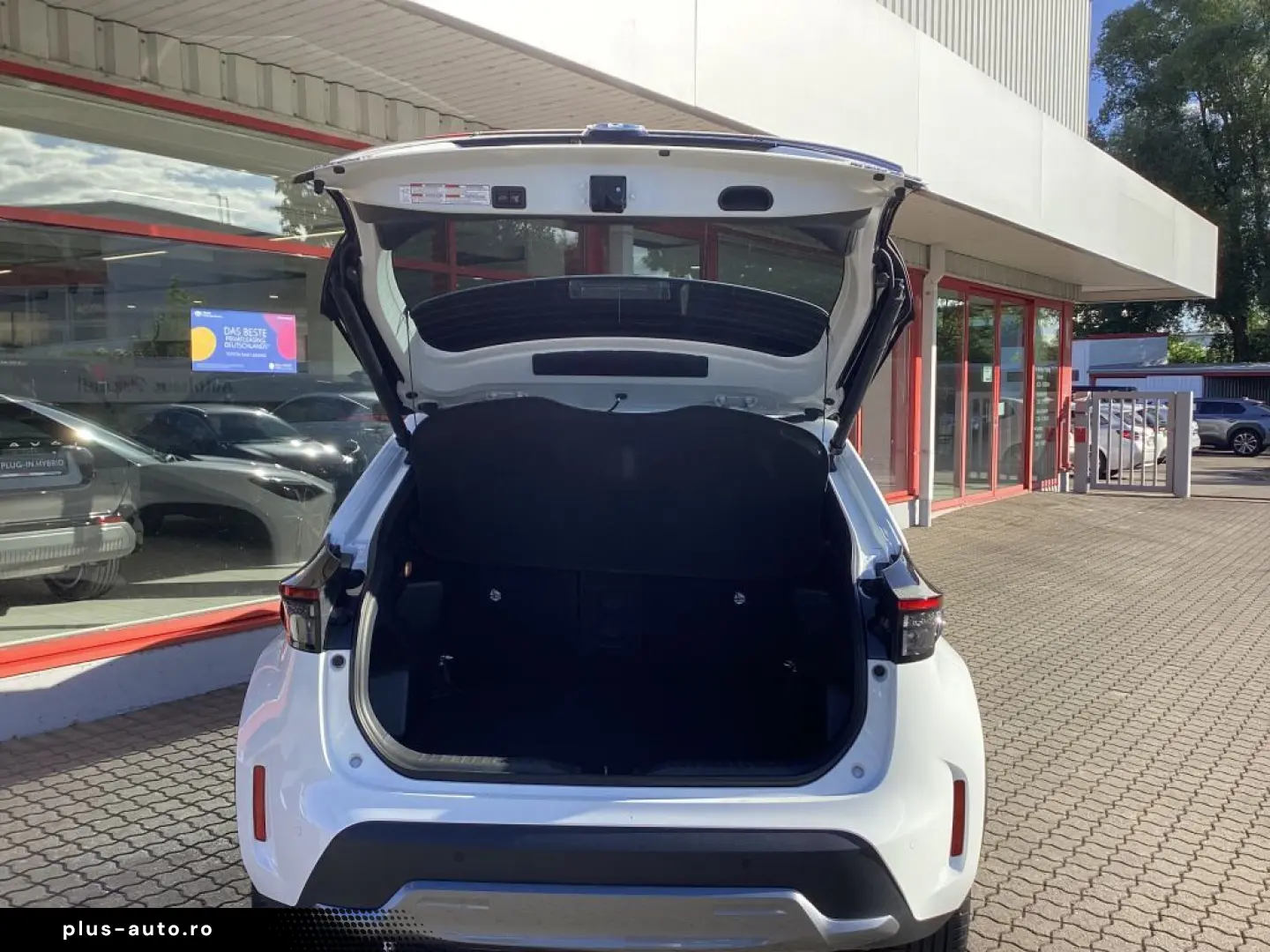 TOYOTA Yaris Cross Hybrid 1.5 VVT-i Adventure Allrad-An