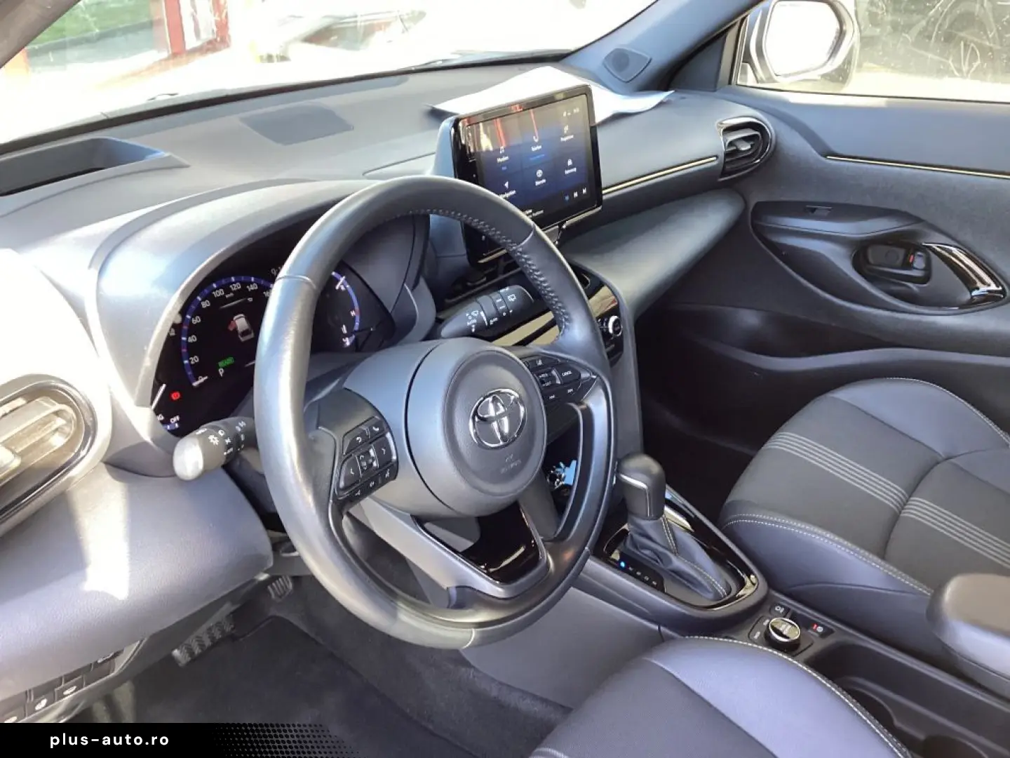 TOYOTA Yaris Cross Hybrid 1.5 VVT-i Adventure Allrad-An