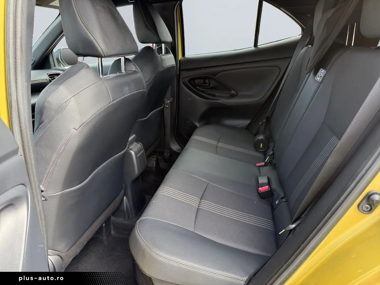 TOYOTA Yaris Cross Hybrid 1.5 AWD-i Adventure  HUD JBL