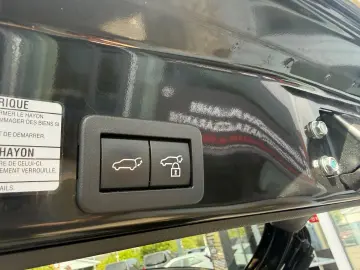 TOYOTA Yaris Cross Hybrid AWD-i Adventure 4X4 AHK Dashc