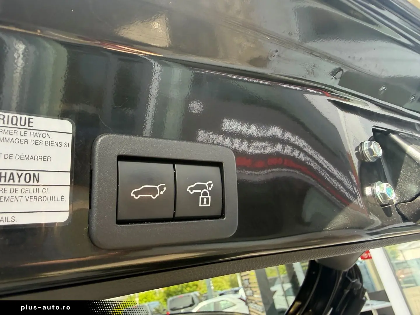 TOYOTA Yaris Cross Hybrid AWD-i Adventure 4X4 AHK Dashc