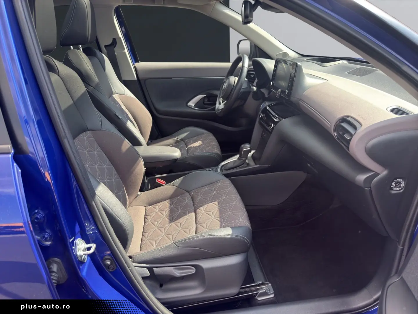 TOYOTA Yaris Cross Elegant AWD MATRIX 360  ACC PANO TWW