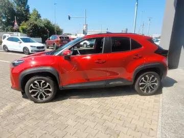 TOYOTA Yaris Cross 1.5l Hybrid Style Allrad 130PS AHK
