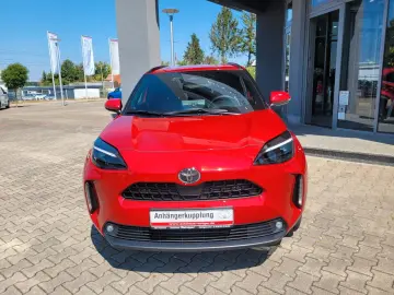 TOYOTA Yaris Cross 1.5l Hybrid Style Allrad 130PS AHK