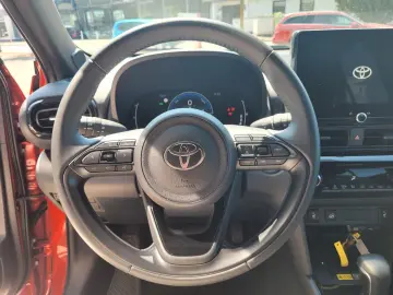 TOYOTA Yaris Cross 1.5l Hybrid Style Allrad 130PS AHK