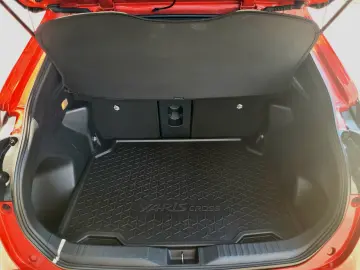 TOYOTA Yaris Cross 1.5l Hybrid Style Allrad 130PS AHK