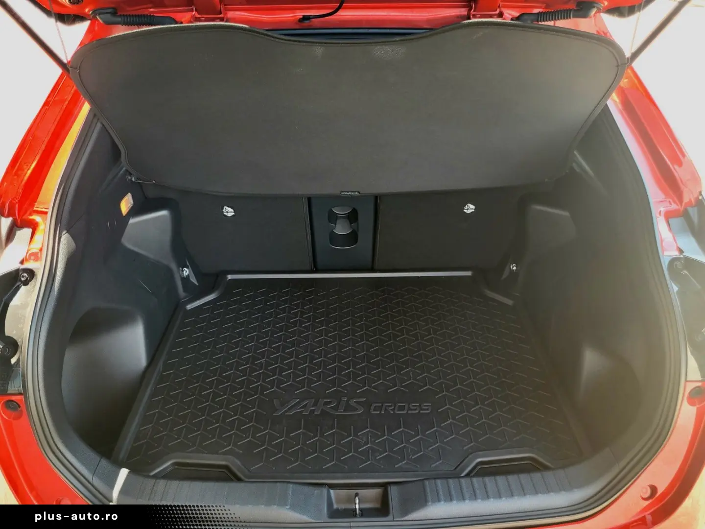 TOYOTA Yaris Cross 1.5l Hybrid Style Allrad 130PS AHK