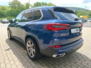 BMW X5 xDrive30d DAB WLAN Park Assist Autom Climate Control