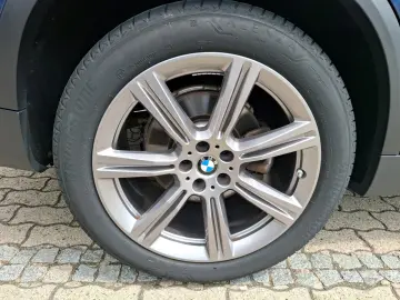 BMW X5 xDrive30d DAB WLAN Park Assist Autom Climate Control