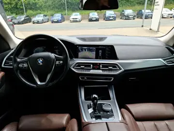 BMW X5 xDrive30d DAB WLAN Park Assist Autom Climate Control