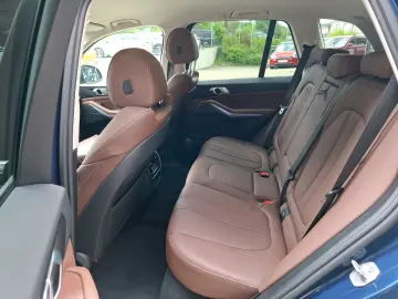 BMW X5 xDrive30d DAB WLAN Park Assist Autom Climate Control