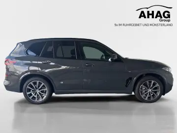 BMW X5 xDrive40d AHK PanoSkyL