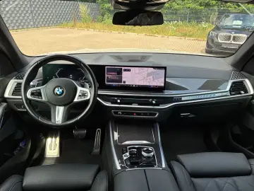 BMW X5 xDrive30d M Sport Pro AHK Park-Assistent