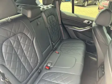 BMW X5 xDrive30d M Sport Pro AHK Park-Assistent