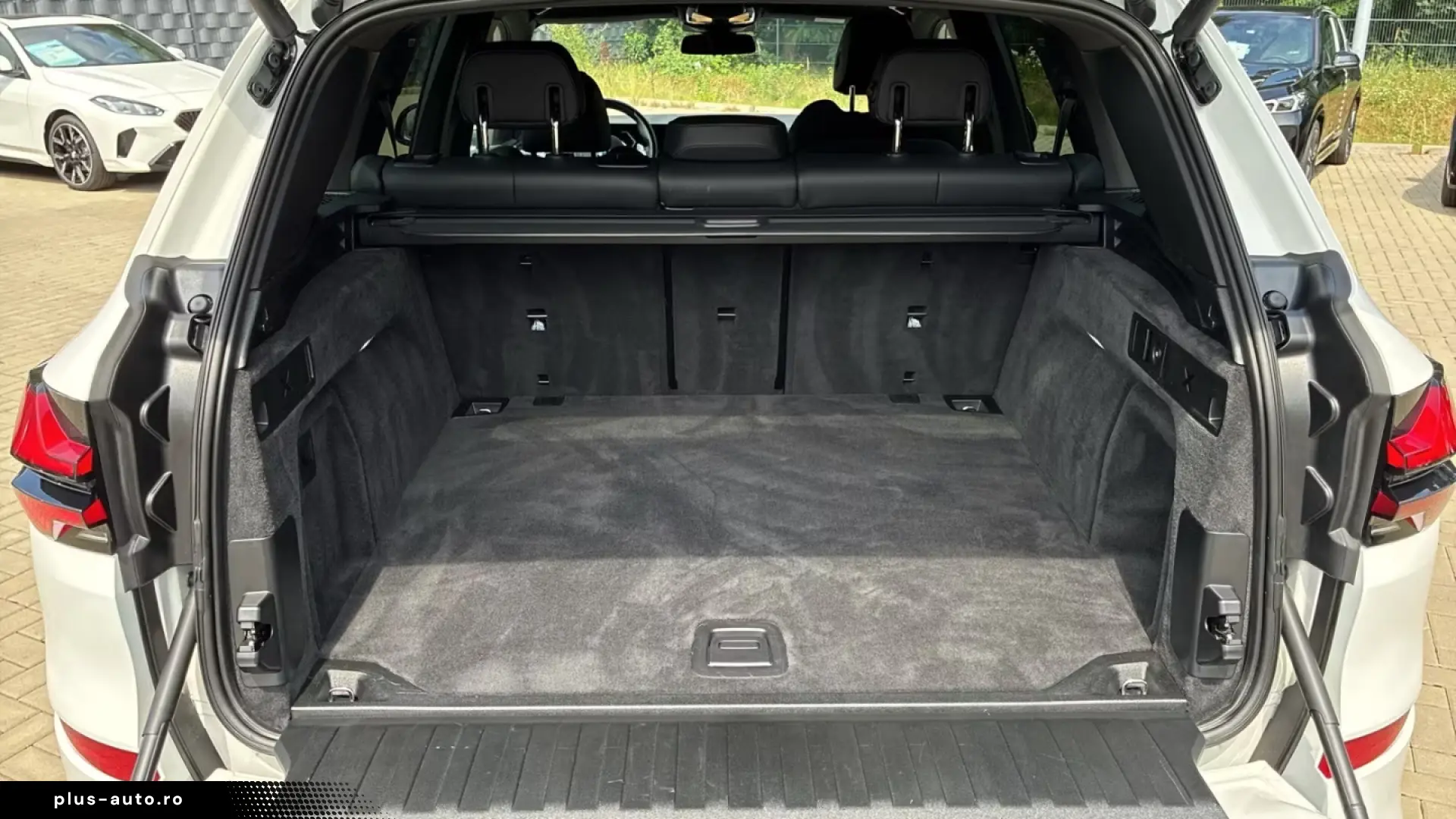 BMW X5 xDrive30d M Sport Pro AHK Park-Assistent