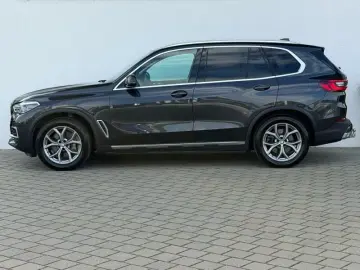 BMW X5 xDrive40d xLine LASER LUFT ACC PANO