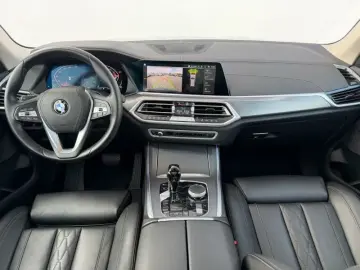 BMW X5 xDrive40d xLine LASER LUFT ACC PANO