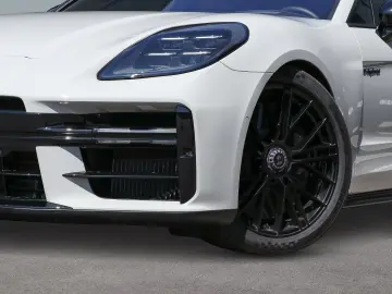 PORSCHE Panamera Turbo S E-Hybrid Burmester InnoDrive