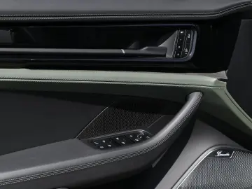 PORSCHE Panamera Turbo S E-Hybrid Burmester InnoDrive
