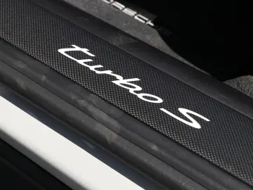 PORSCHE Panamera Turbo S E-Hybrid Burmester InnoDrive