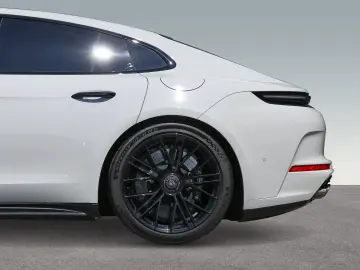 PORSCHE Panamera Turbo S E-Hybrid Burmester InnoDrive