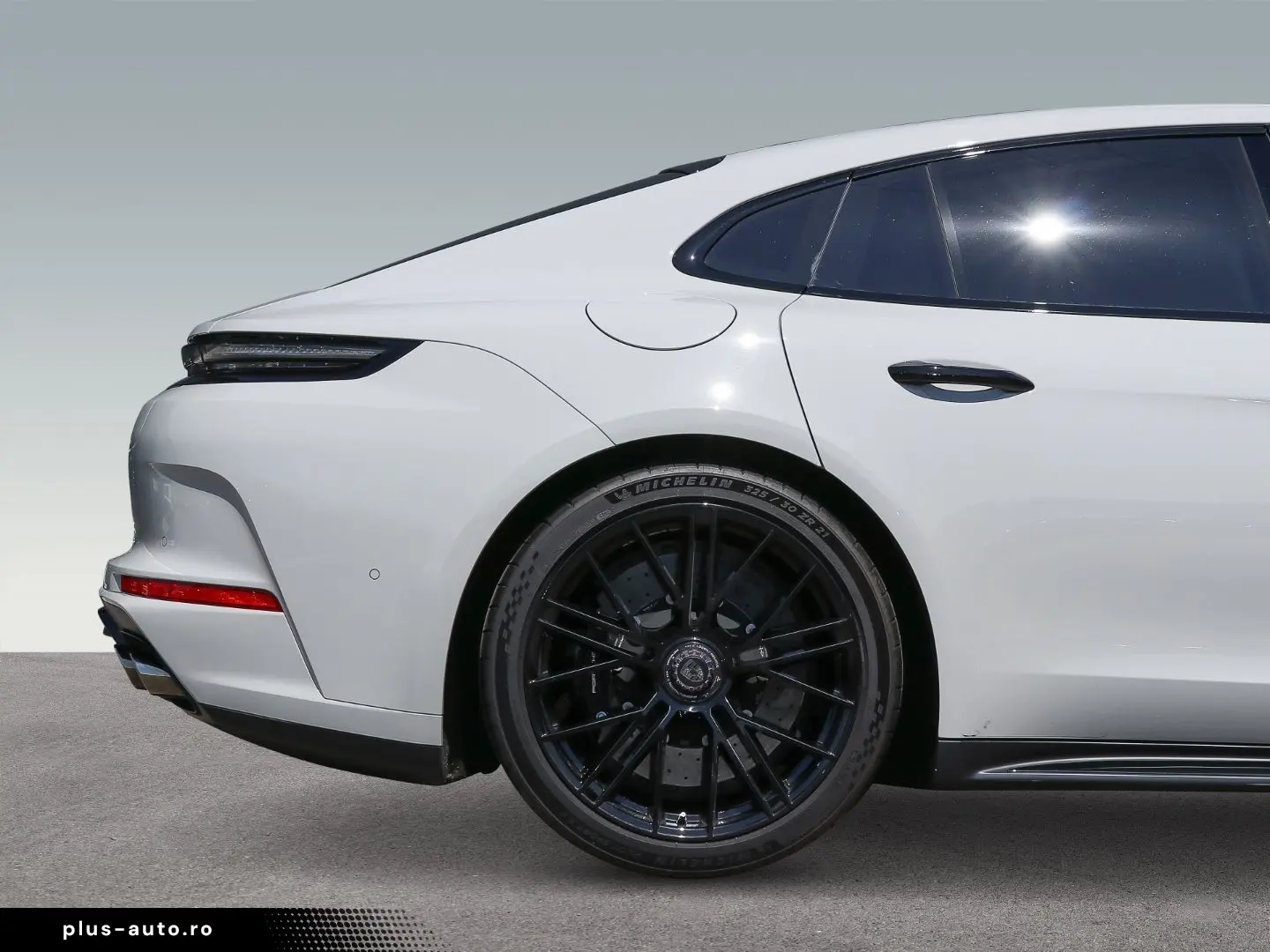 PORSCHE Panamera Turbo S E-Hybrid Burmester InnoDrive
