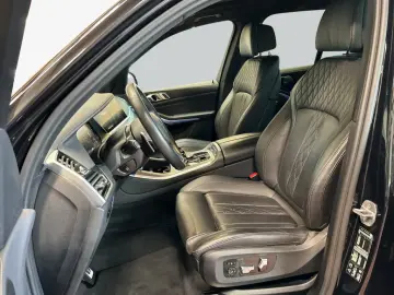 BMW X5 xDrive40d  HuD Sportpaket AHK Pano