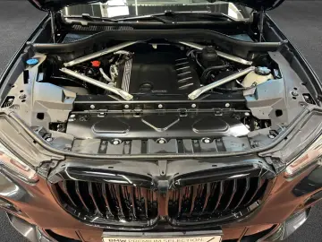 BMW X5 xDrive40d  HuD Sportpaket AHK Pano