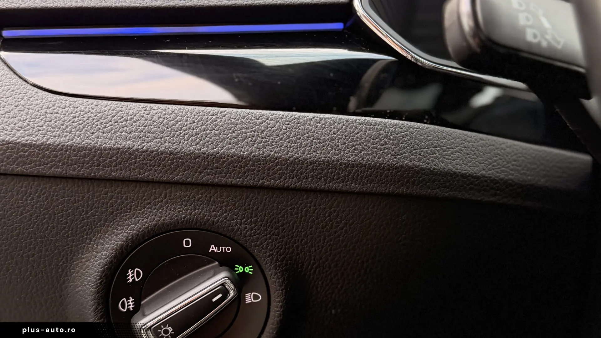 Skoda  SUPERB L&k webasto DSG Bord Digital Matrix