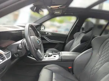 BMW X5 xDrive40d M SPORTPAKET PRO 21 ALU ICONIC GLOW